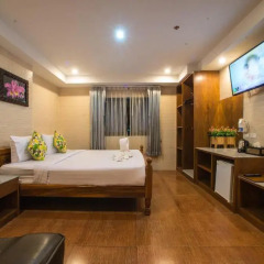 Отель VITS Patong Dynasty 3* Улучшенный номер с двуспальной кроватью фото 4