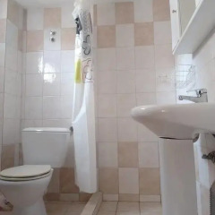 Отель Eliza Apartments Греция, Пефкохори - отзывы, цены и фото номеров - забронировать отель Eliza Apartments онлайн ванная