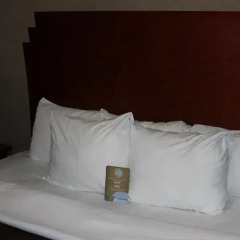 Отель La Quinta Inn & Suites New York City Central Park 2* Стандартный номер с двуспальной кроватью фото 9