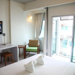 Sunshine Hotel And Residences 3* Улучшенный номер с различными типами кроватей фото 9