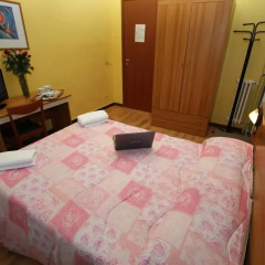 Hotel Brasil Milan Номер Эконом с разными типами кроватей (общая ванная комната) фото 4