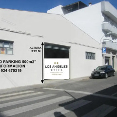 Hotel Los Angeles Альмендралехо парковка
