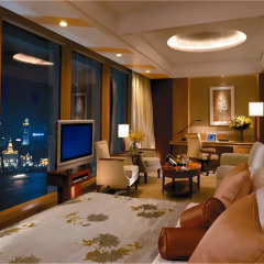 Отель Pudong Shangri-La East Shanghai 5* Номер Deluxe с двуспальной кроватью фото 3