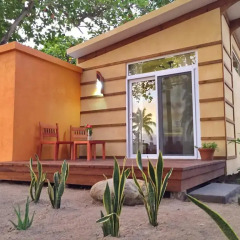 Отель Coral Beach Village Resort Бунгало с различными типами кроватей