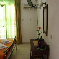 Отель Artemis Rooms спа