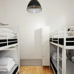 City BackPackers Hostel Кровать в общем номере с двухъярусной кроватью фото 2