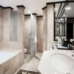 Hotel Ciputra Semarang 4* Номер Делюкс с различными типами кроватей фото 3