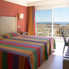 Отель Blau Punta Reina Resort комната для гостей фото 2