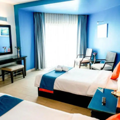 Отель Sea Breeze Jomtien Resort 4* Улучшенный номер с различными типами кроватей фото 2