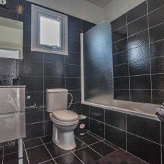 Отель Golden Dream Villa Кипр, Протарас - отзывы, цены и фото номеров - забронировать отель Golden Dream Villa онлайн ванная