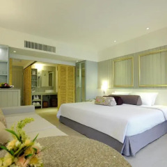 Отель Katathani Phuket Beach Resort 5* Номер Делюкс с двуспальной кроватью фото 20