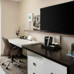 Отель Hyatt Arlington Стандартный номер с различными типами кроватей фото 5