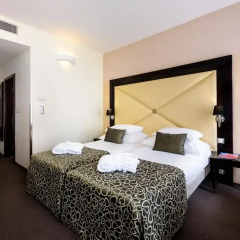 Grandior Hotel Prague 5* Номер Делюкс с двуспальной кроватью фото 12