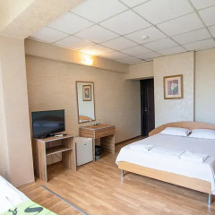 Hotel Fun House Стандартный номер фото 3