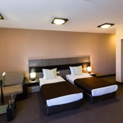 Plaza Hotel 3* Стандартный номер с различными типами кроватей фото 7