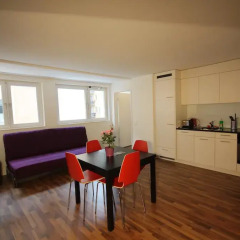 Апартаменты HITrental Badenerstrasse Apartments комната для гостей фото 3