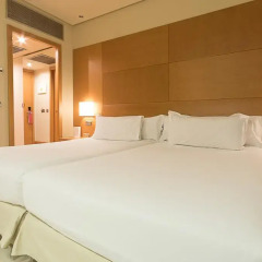Hotel Silken Puerta Madrid 4* Номер Комфорт с двуспальной кроватью фото 5