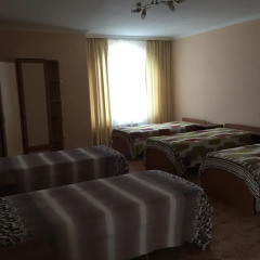 Хостел Красная Поляна Кровать в общем номере с двухъярусными кроватями фото 3
