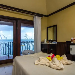 Отель Jewel Paradise Cove Beach Resort & Spa - Curio Collection by Hilton комната для гостей