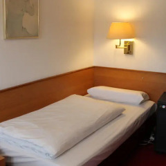 Hotel Montree 3* Стандартный номер с различными типами кроватей фото 3