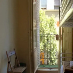 360 Hostel Malasaña балкон