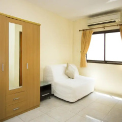 Отель Corrib Village No.11 Коттедж