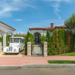 Отель Eden Park Luxury Villas городской автобус