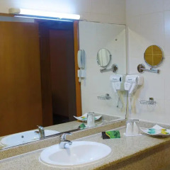 Отель Al Massa Hotel 1 ОАЭ, Эль-Айн - отзывы, цены и фото номеров - забронировать отель Al Massa Hotel 1 онлайн ванная