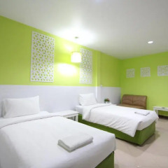 Preme Hostel Стандартный номер с 2 отдельными кроватями фото 6