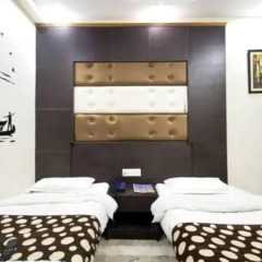 Hotel The Spot бассейн