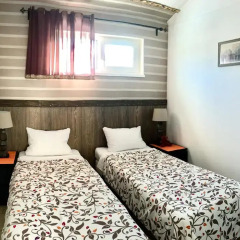 Апартаменты Berloga Apartments Великий Новгород комната для гостей фото 3
