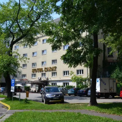 Hotel Karat парковка
