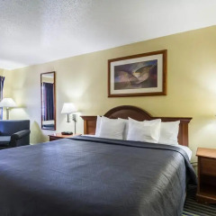 Отель Econo Lodge Кингсвилль комната для гостей фото 2
