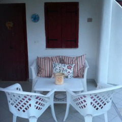 Отель Marina Kovari Holiday Home Фонди балкон
