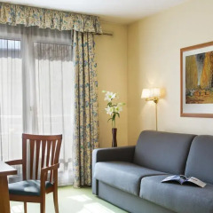 Отель Residhome Nice Promenade 3* Апартаменты с различными типами кроватей фото 6