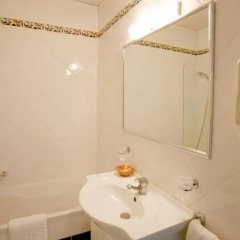 Отель Hôtel Saint Georges 3* Стандартный номер с различными типами кроватей фото 8