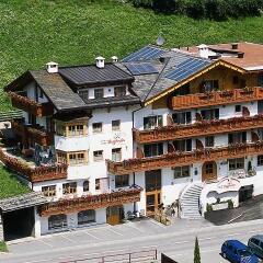 Hotel Bergfrieden Монклассико