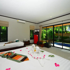 Отель Naiharn Garden Villa 3* Вилла с различными типами кроватей фото 11