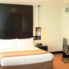 Отель Holiday Inn Dubai - Al Barsha 4* Представительский номер с различными типами кроватей фото 2