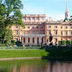 Гостевой Дом Люмьер Санкт-Петербург приотельная территория