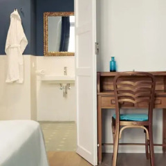 Отель L'Esplai Valencia Bed and Breakfast 3* Стандартный номер с двуспальной кроватью фото 13