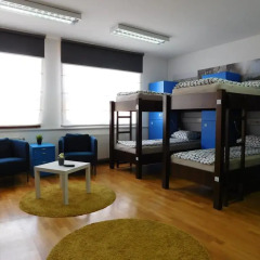 Hostel Bureau Кровать в общем номере с двухъярусной кроватью фото 3