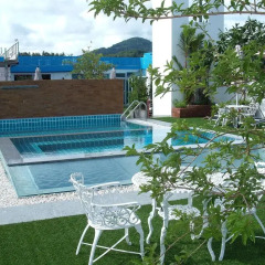 Отель Capannina Inn Таиланд, Пхукет - 10 отзывов об отеле, цены и фото номеров - забронировать отель Capannina Inn онлайн бассейн фото 2