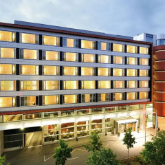 Отель NH Collection Frankfurt City 4* Улучшенный номер с различными типами кроватей фото 12