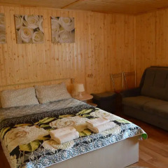 Гостиница Guest House Berezka в Тихвине отзывы, цены и фото номеров - забронировать гостиницу Guest House Berezka онлайн Тихвин комната для гостей фото 2