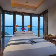 Отель Serenity Coast All Suite Resort Sanya 5* Люкс с различными типами кроватей фото 6