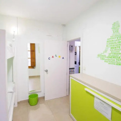 Oh My Hostel Стандартный номер с 2 отдельными кроватями (общая ванная комната) фото 3