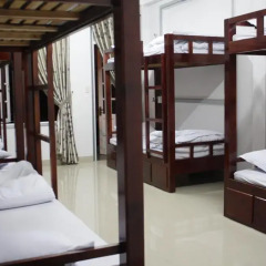 Отель Backpacker Inn Dalat 2* Кровать в общем номере фото 5