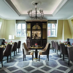 Отель The Langham, London 5* Улучшенный номер с различными типами кроватей фото 3