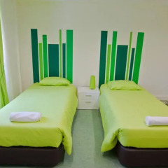 Tagus Royal Residence - Hostel Стандартный номер с 2 отдельными кроватями фото 2